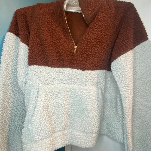 Shein pullover - Picture 2 of 6